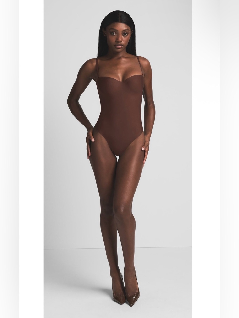 SKIMS NWT Molded Underwire Bodysuit in Cocoa XL